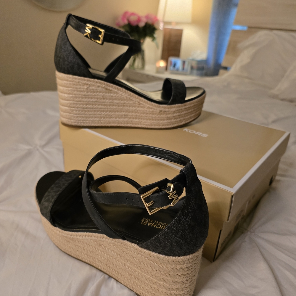 Michael Kors Black Wedge Espadrille (Serena) Sandals Size 9 Like New Condition